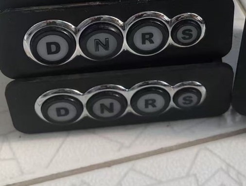 横版纯电动换挡面板原厂（安凯申龙等）DNR