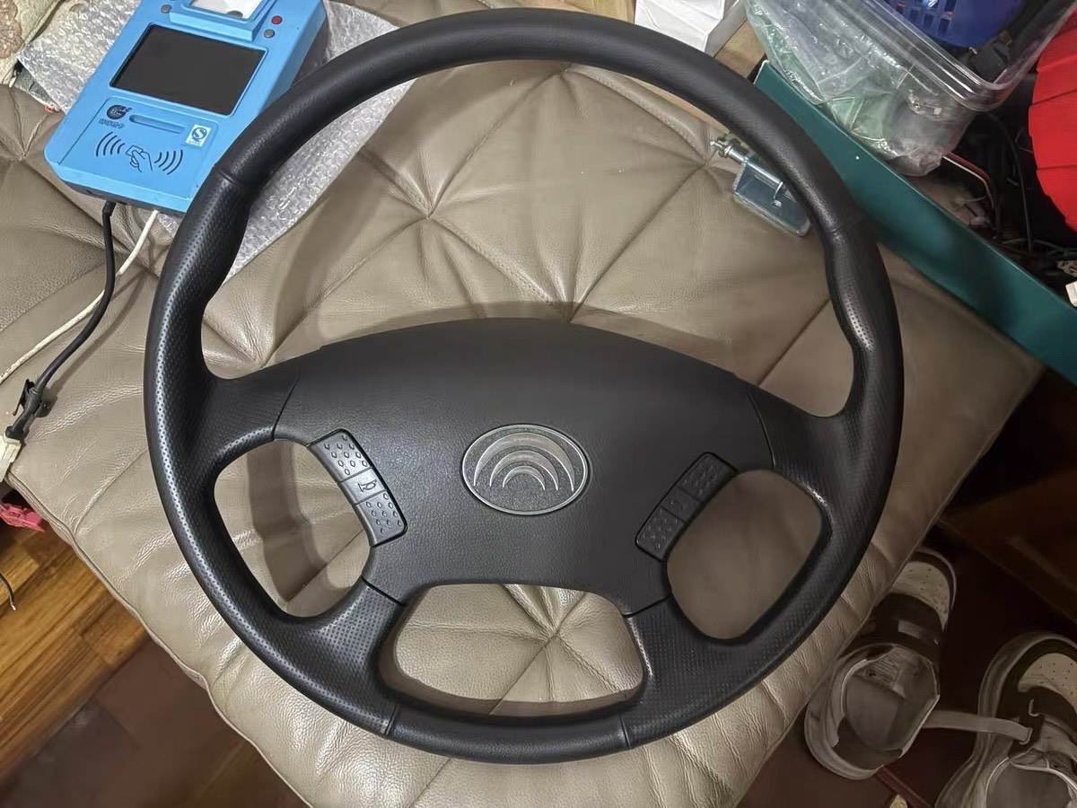 全新·宇通E8E10公交方向盘8米10米车使用